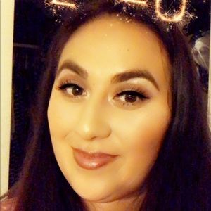 Meet your Posher, Rose